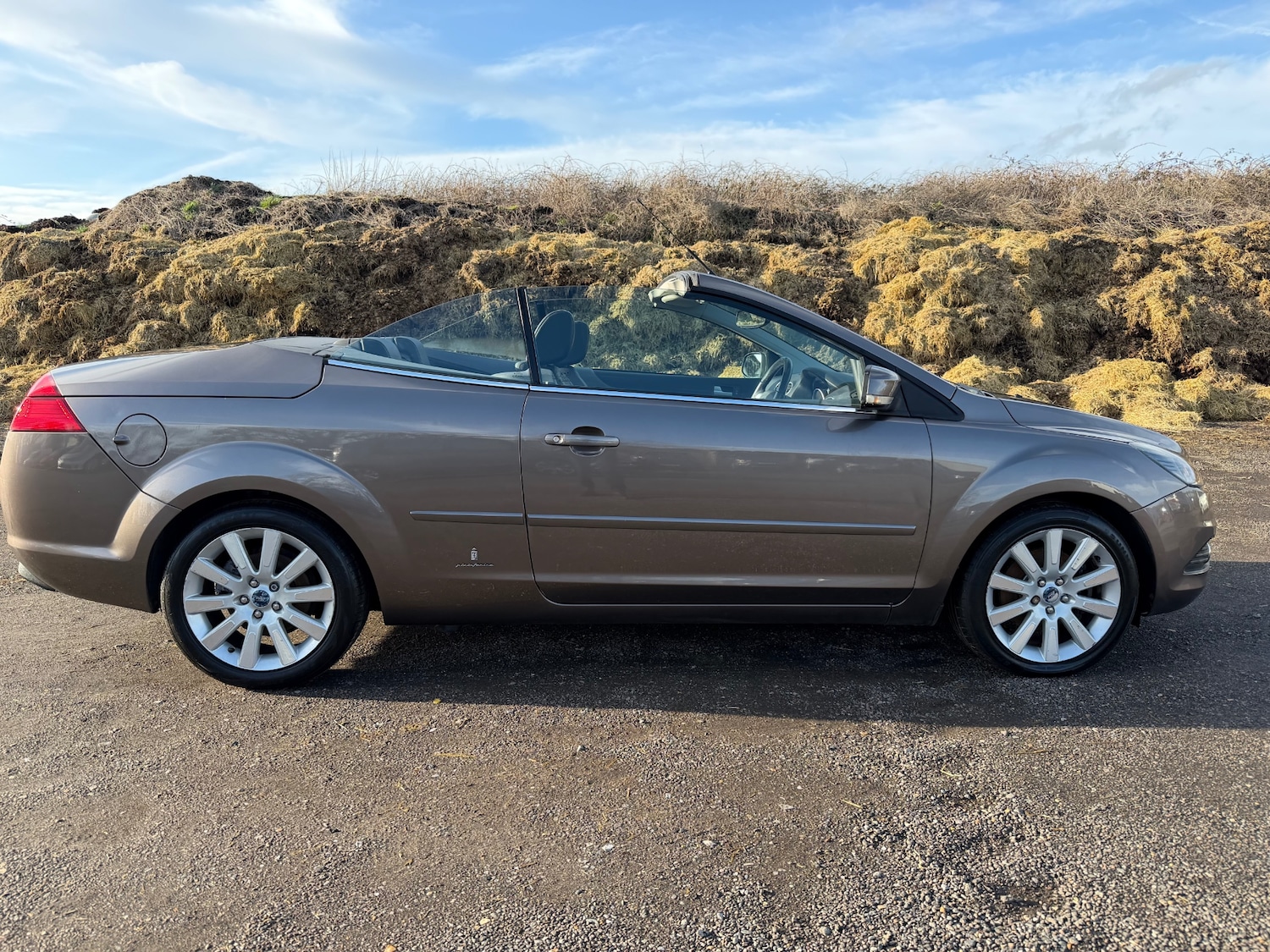 Used Ford Focus CC 2010 for sale - 77311488: Photo 2