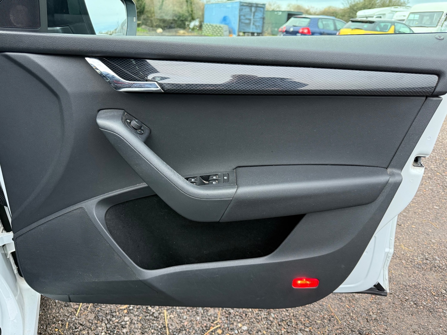 Used Skoda Octavia 2015 for sale - 76881626: Photo 9