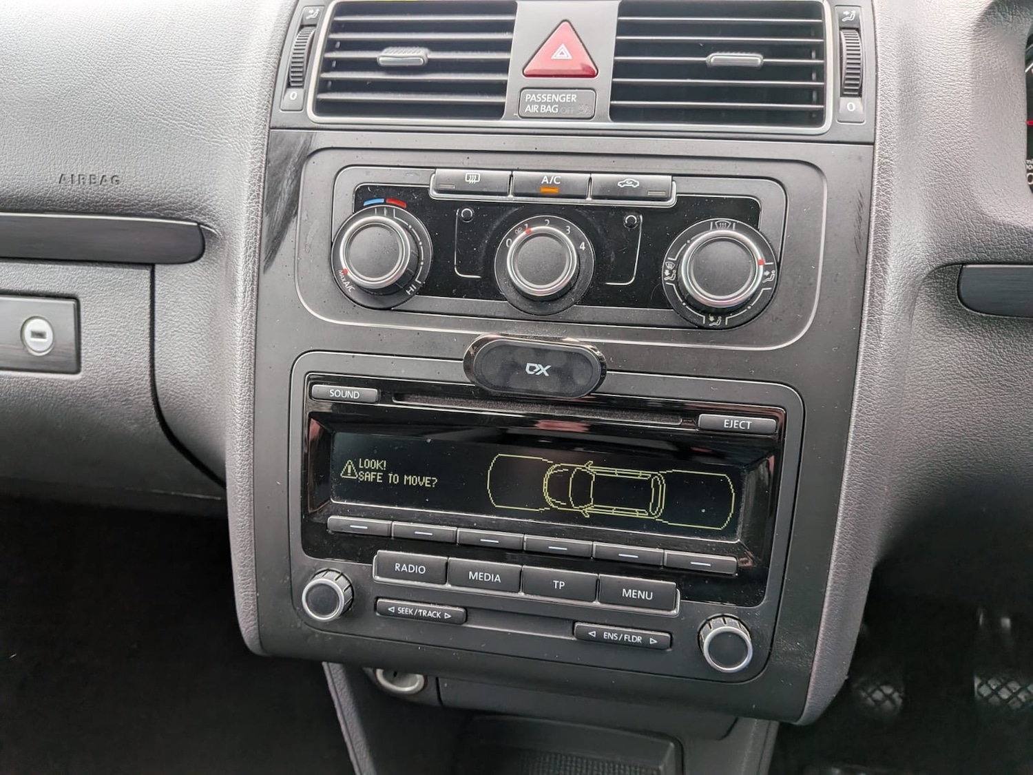 Used Volkswagen Touran 2015 for sale - 77635242: Photo 13