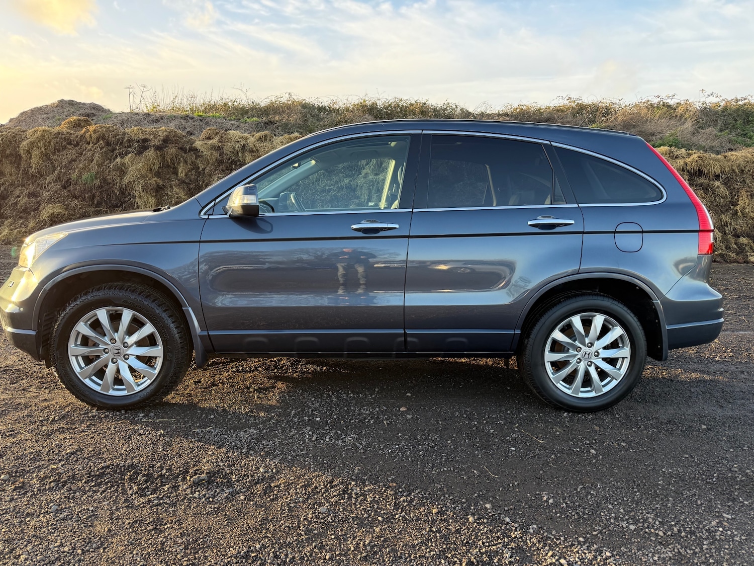 Used Honda CR-V 2012 for sale - 76737904: Photo 2