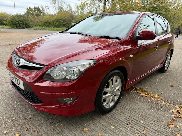 Used Hyundai i30 2011 for sale - 76300699: Photo 4
