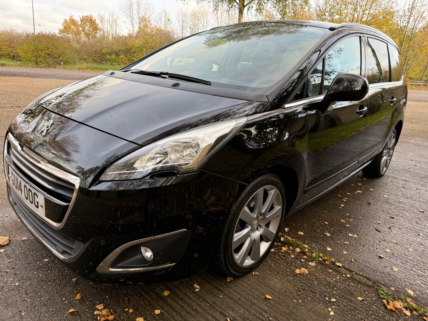 Used Peugeot 5008 2014 for sale - 76492347: Photo 3
