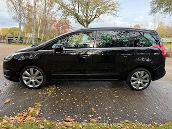 Used Peugeot 5008 2014 for sale - 76492347: Photo