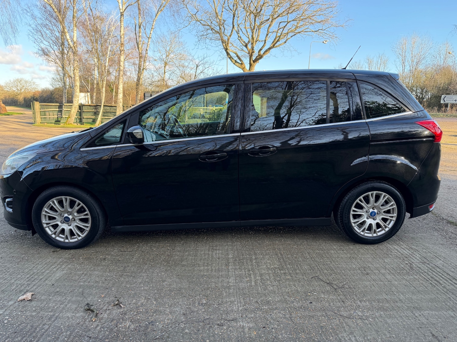Used Ford Grand C-Max 2012 for sale - 77094171: Photo 5