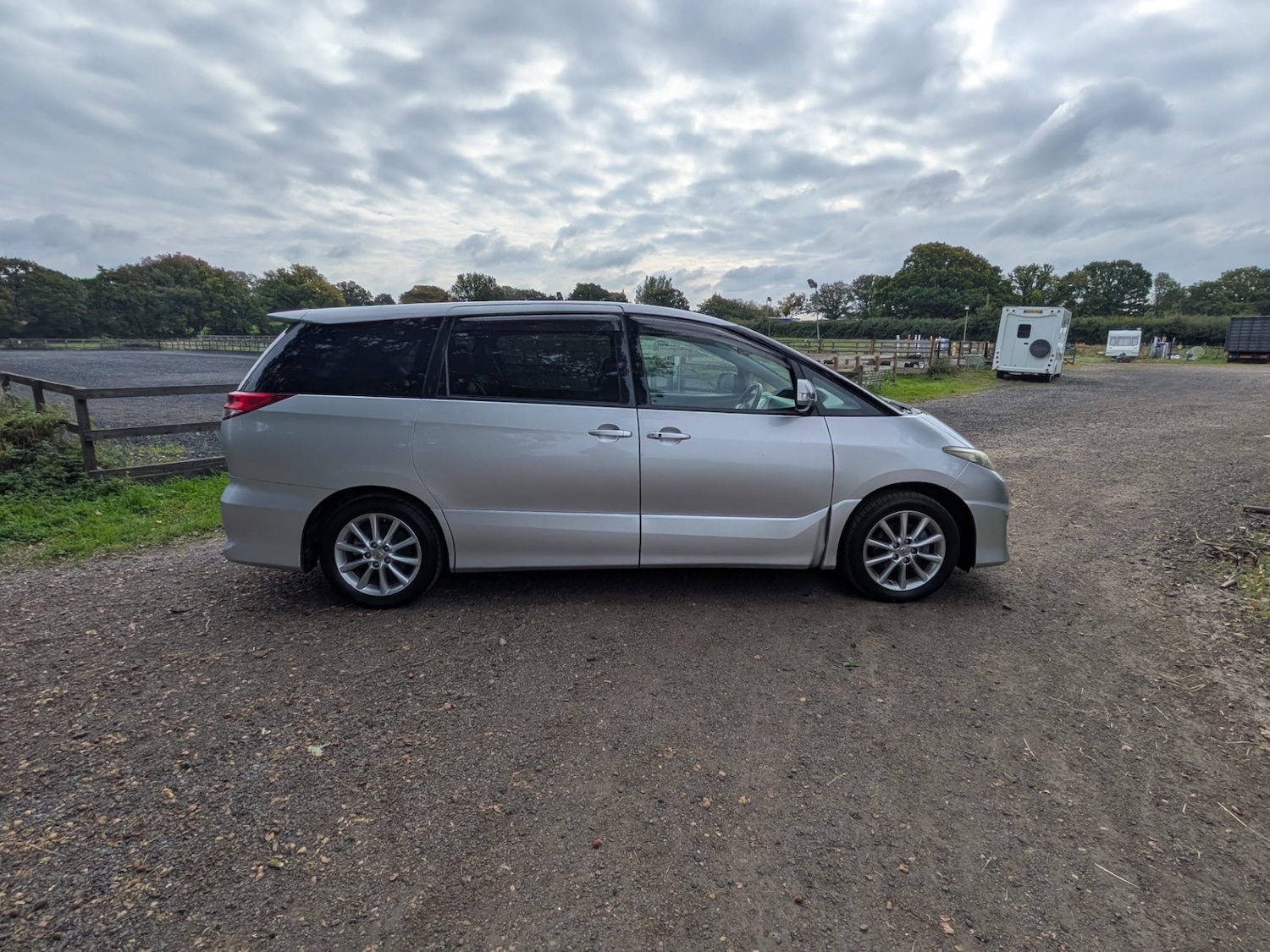 Used Toyota Estima 2008 for sale - 76603010: Photo 20
