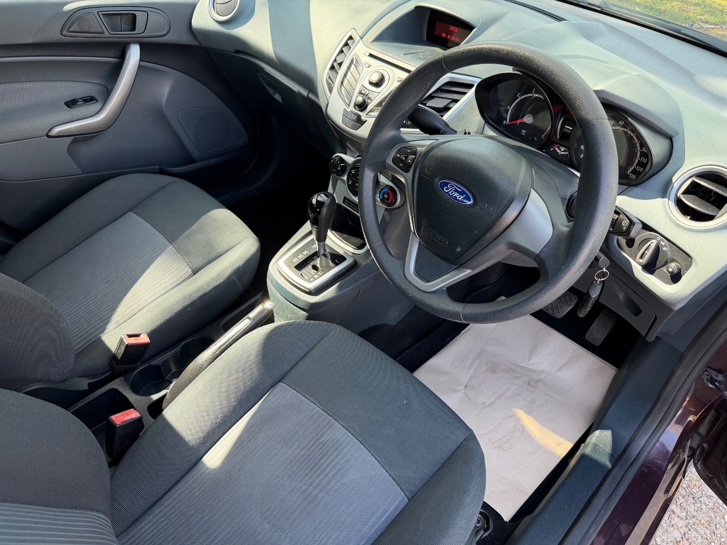 Used Ford Fiesta 2010 for sale - 78163780: Photo 12