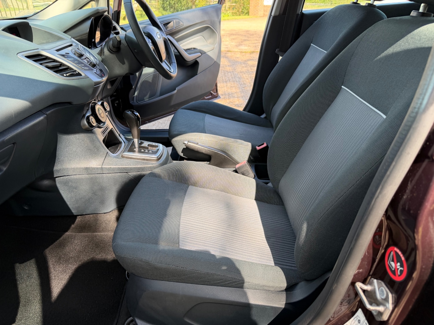 Used Ford Fiesta 2010 for sale - 78163780: Photo 20