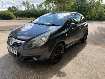 Used Vauxhall Corsa 2009 for sale - 79067199: Photo
