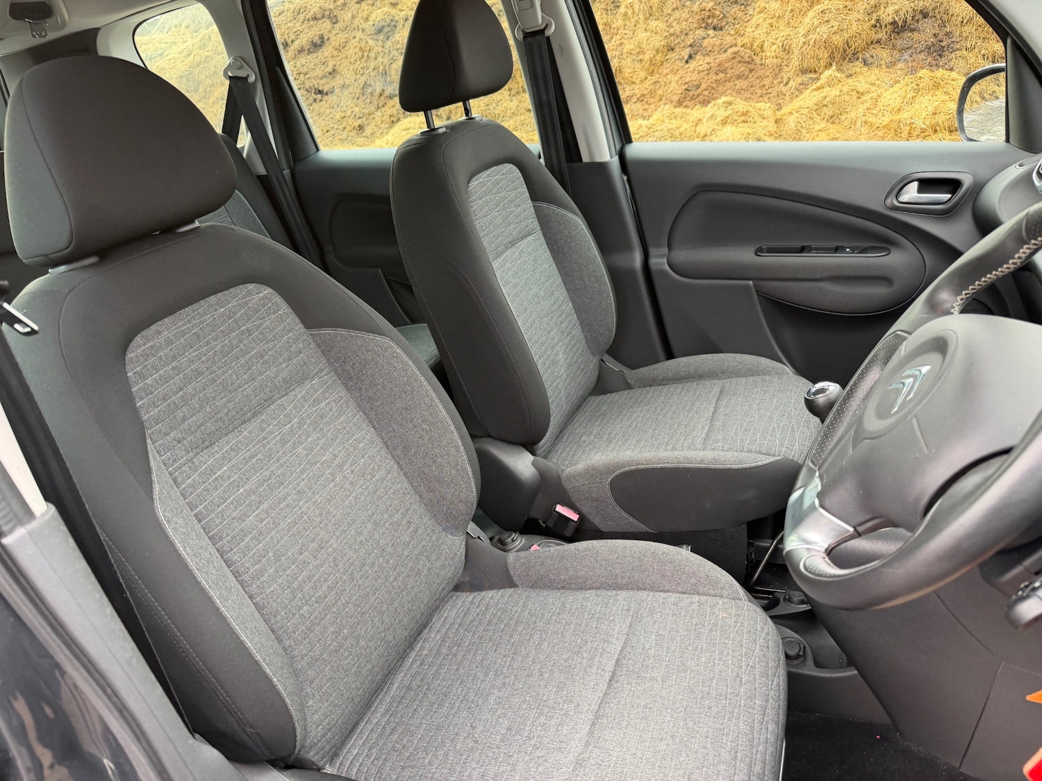 Used Citroen C3 Picasso 2016 for sale - 77337884: Photo 15