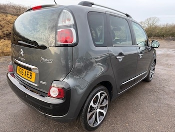 Used Citroen C3 Picasso 2016 for sale - 77337884: Photo