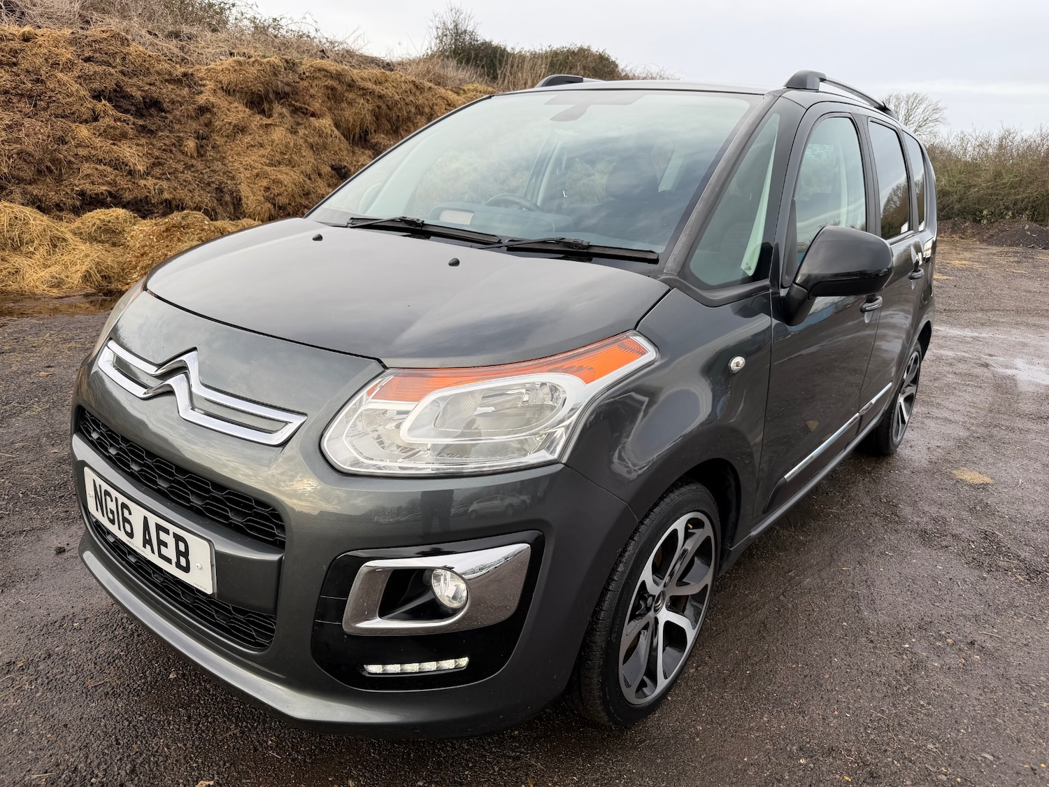 Used Citroen C3 Picasso 2016 for sale - 77337884: Photo 8