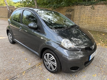 Toyota - AYGO