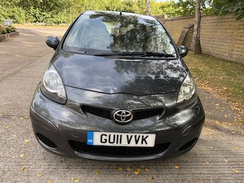 Used Toyota AYGO 2011 for sale - 75692163: Photo