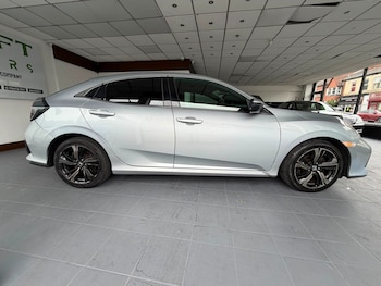 Used Honda Civic 2018 for sale - 79299239: Photo