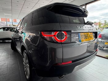 Used Land Rover Discovery Sport 2015 for sale - 79548407: Photo
