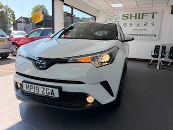 Used Toyota C-HR 2019 for sale - 79311630: Photo