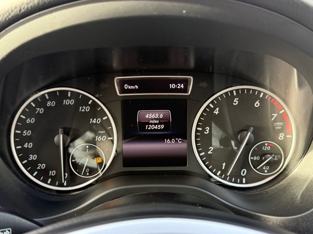 Used Mercedes-Benz A-Class 2014 for sale - 77631986: Photo 14