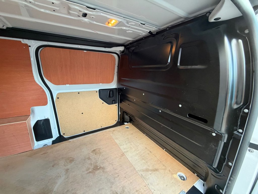 Used Vauxhall Vivaro 2024 for sale - 76900596: Photo 17