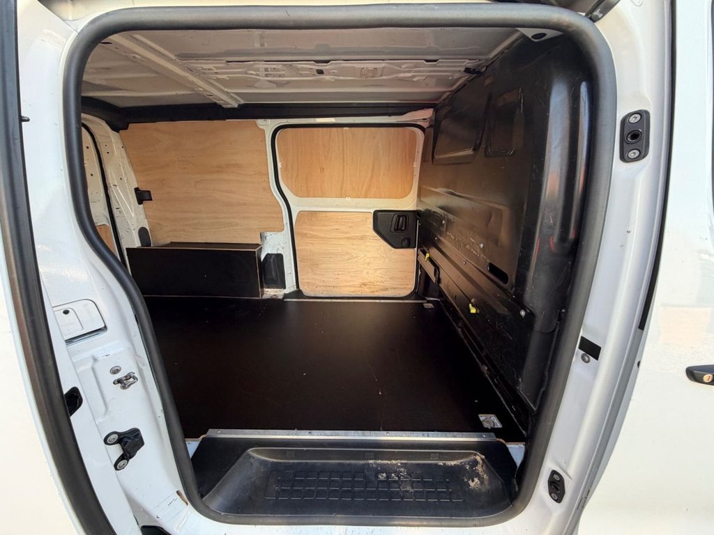 Used Peugeot Expert 2021 for sale - 76797525: Photo 8