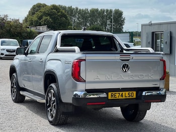 Used Volkswagen Amarok 2024 for sale - 75397644: Photo