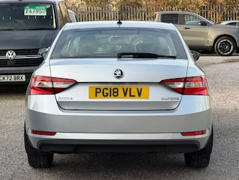 Used Skoda Superb 2018 for sale - 77027210: Photo