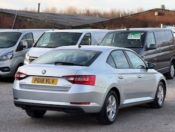 Used Skoda Superb 2018 for sale - 77027210: Photo