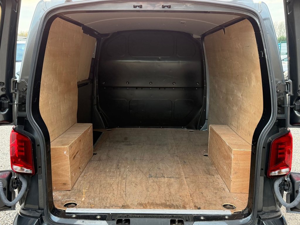 Used Volkswagen Transporter 2022 for sale - 76510167: Photo 17