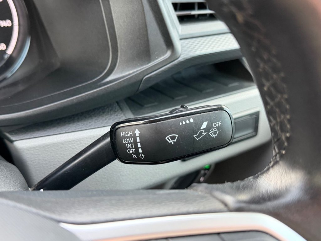 Used Volkswagen Transporter 2022 for sale - 76510167: Photo 29