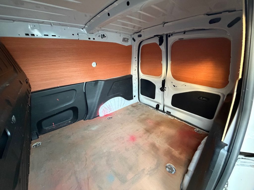 Used Vauxhall Combo 2024 for sale - 76441776: Photo 21