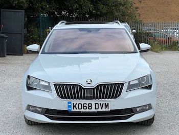 Used Skoda Superb 2019 for sale - 75648051: Photo