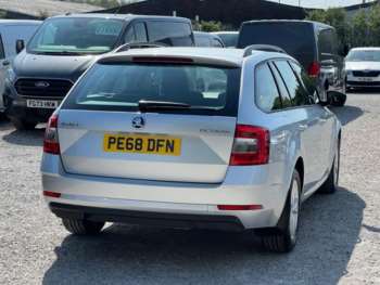 Used Skoda Octavia 2019 for sale - 74580552: Photo
