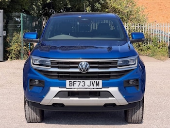 Used Volkswagen Amarok 2023 for sale - 79250000: Photo