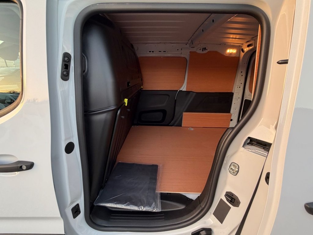 Used Peugeot Partner 2025 for sale - 76617835: Photo 9