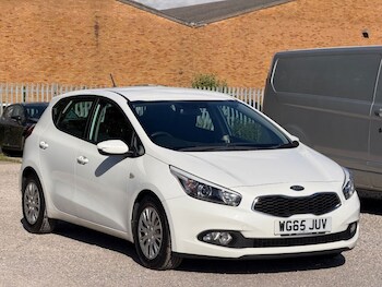 Used Kia Ceed 2015 for sale - 78828593: Photo