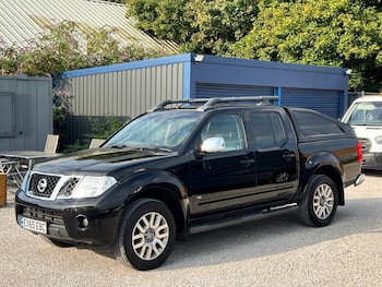 Used Nissan Navara 2015 for sale - 75565066: Photo