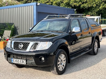 Used Nissan Navara 2015 for sale - 75565066: Photo