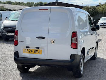 Used Vauxhall Combo 2024 for sale - 76068266: Photo
