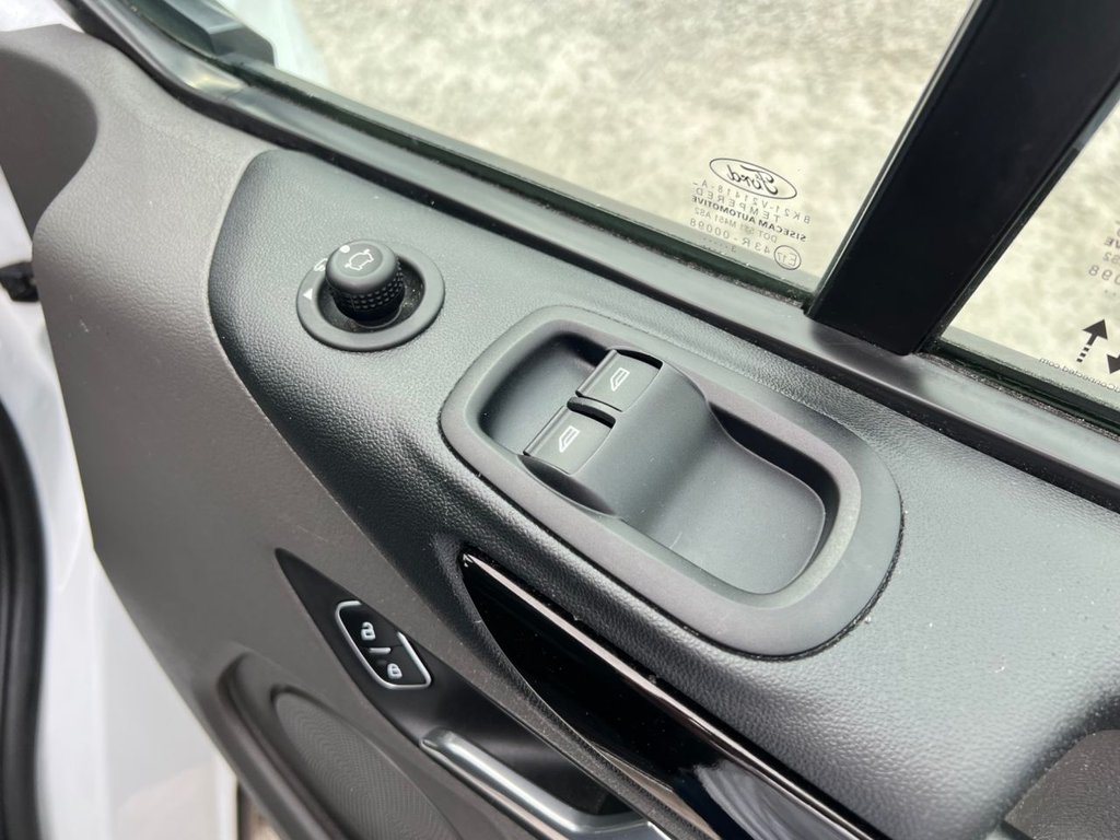 Used Ford Transit Custom 2023 for sale - 76604615: Photo 21