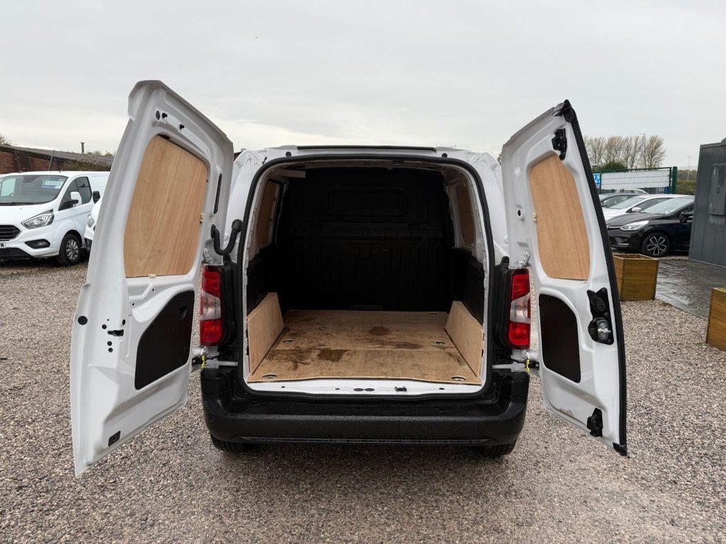 Used Vauxhall Combo 2024 for sale - 76420041: Photo 5