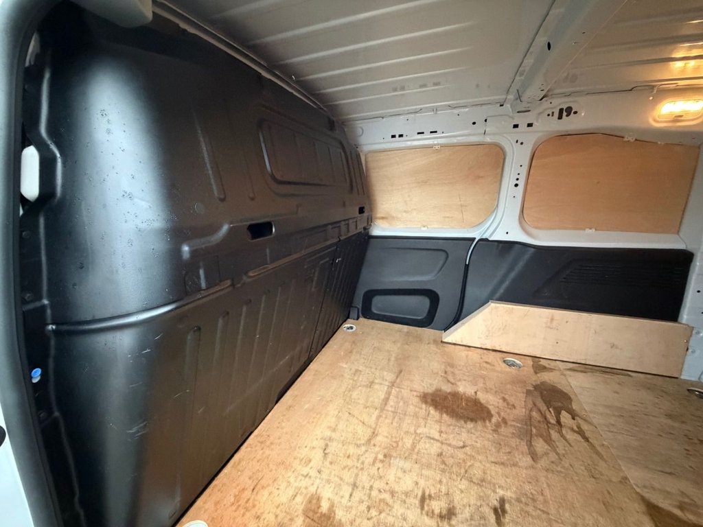Used Vauxhall Combo 2024 for sale - 76420041: Photo 9