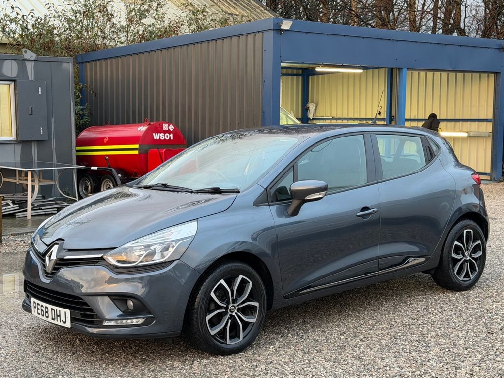 Used Renault Clio 2025 for sale - 76820206: Photo 10