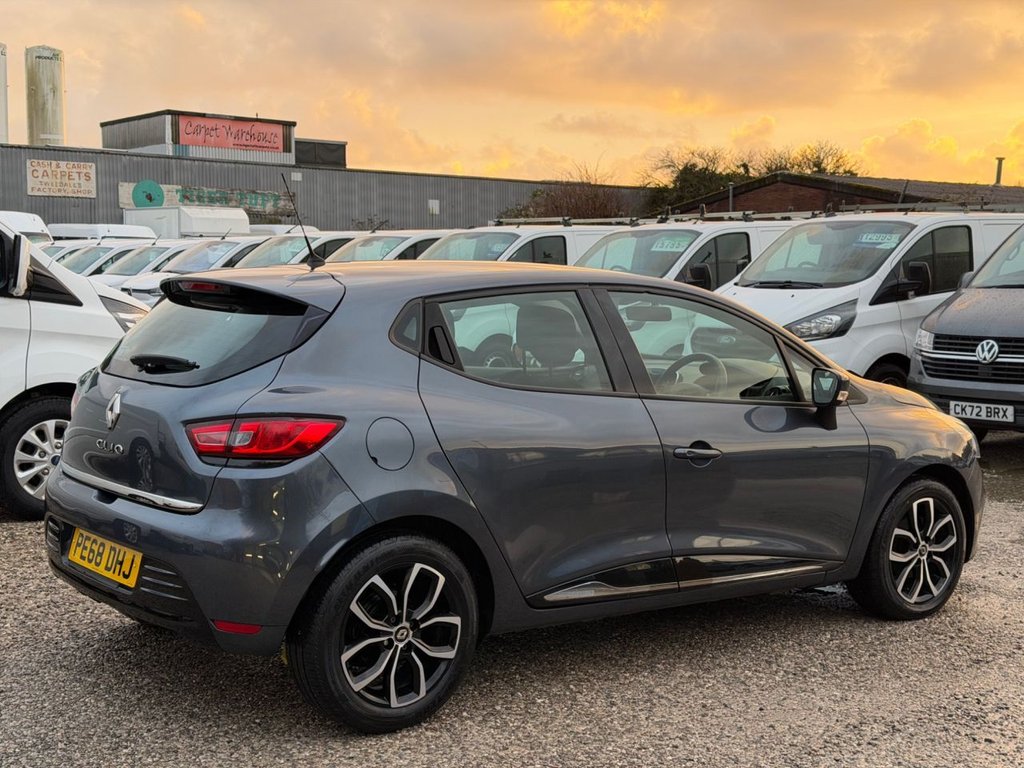 Used Renault Clio 2025 for sale - 76820206: Photo 12