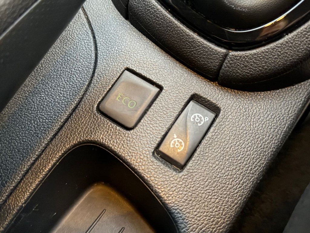 Used Renault Clio 2025 for sale - 76820206: Photo 28