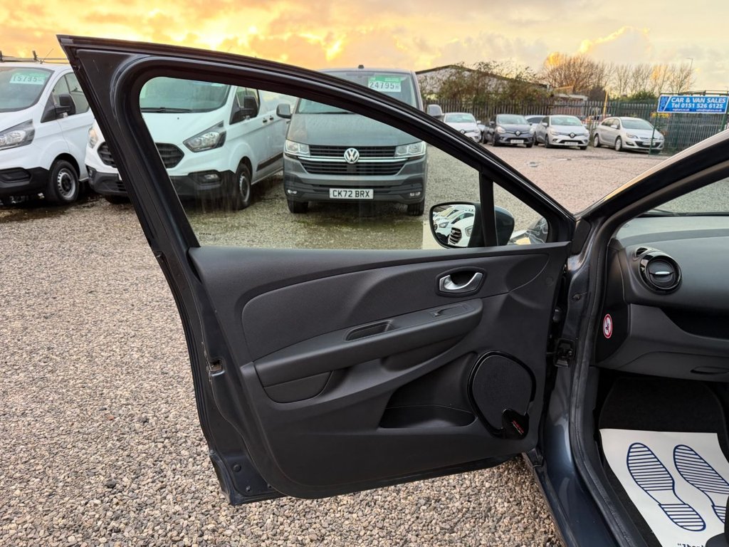 Used Renault Clio 2025 for sale - 76820206: Photo 42