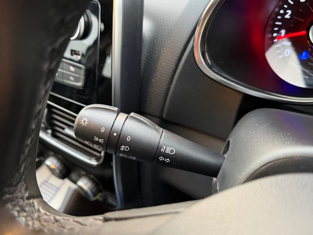 Used Renault Clio 2025 for sale - 76820206: Photo 49