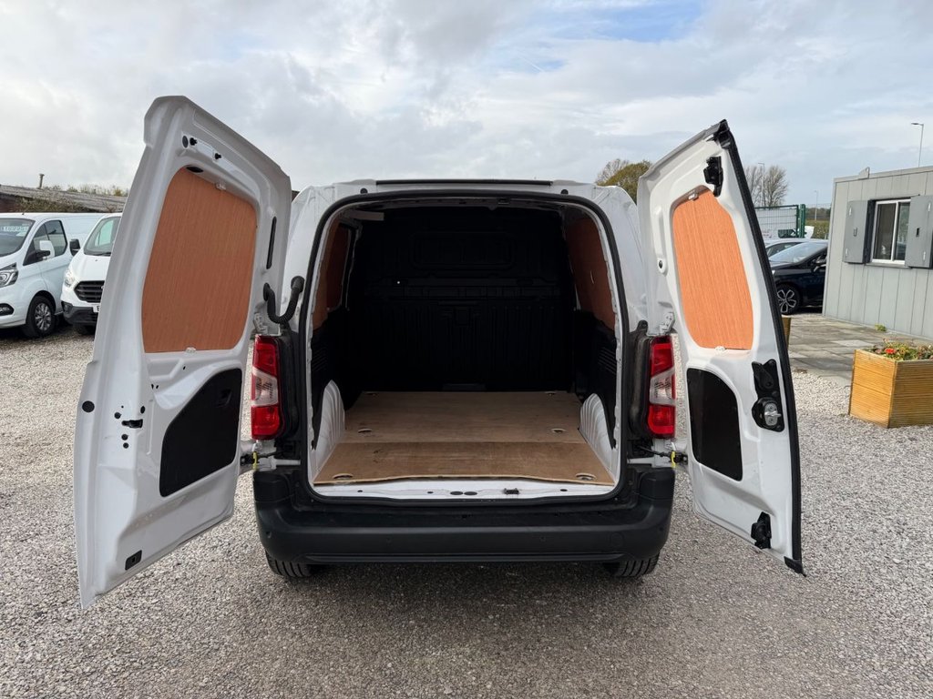 Used Vauxhall Combo 2024 for sale - 76429780: Photo 5