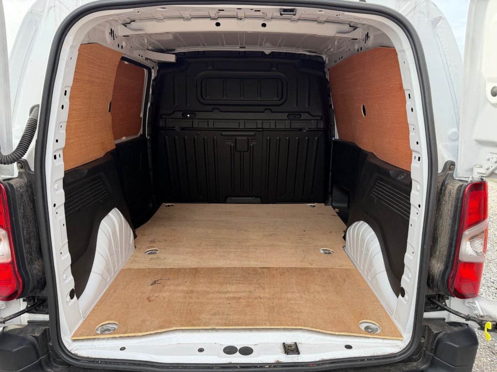 Used Vauxhall Combo 2024 for sale - 76429780: Photo 6