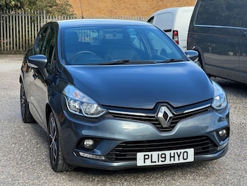 2025 (19) - 1.5 dCi 90 Play 5dr