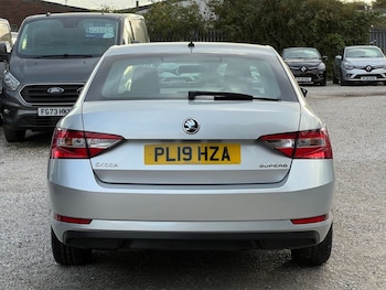 Used Skoda Superb 2019 for sale - 75875984: Photo