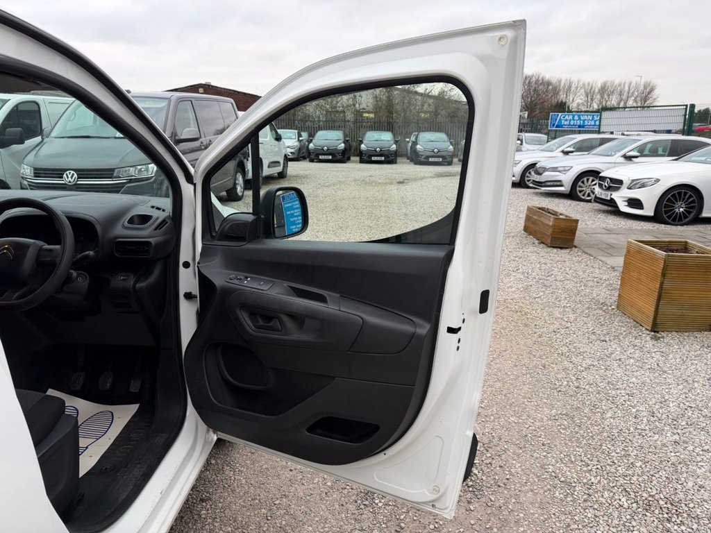 Used Citroen Berlingo 2021 for sale - 77421805: Photo 35